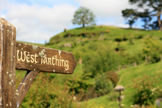 Hobbiton-film-set-New-Zealand