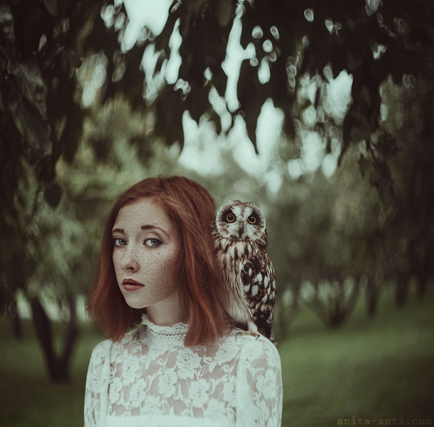 12841210-R3L8T8D-880-fairytale-photography-women-animals-anita-anti-25__880