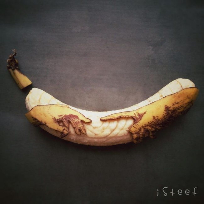 12921110-R3L8T8D-650-banana-drawings-fruit-art-stephan-brusche-2