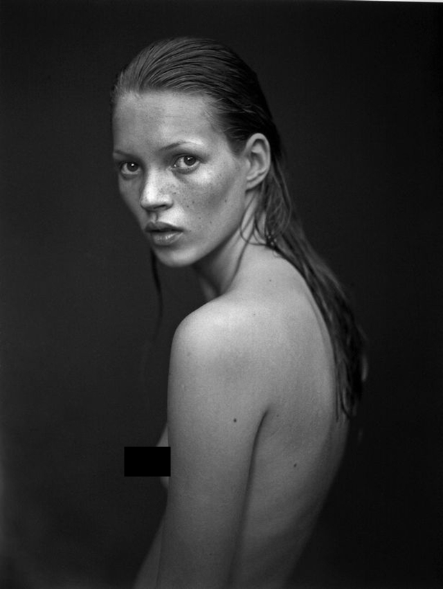 Kate-Moss-naked-a