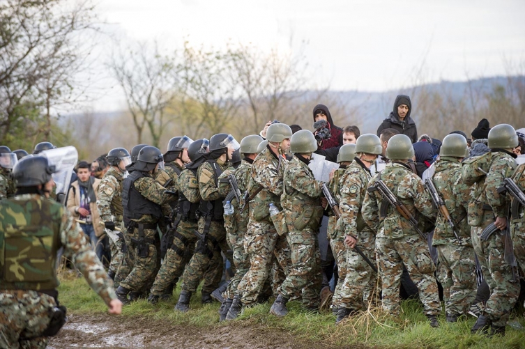 migranti-policija