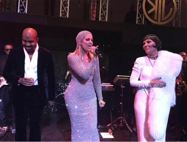 rs_600x454-151107133804-600-kris-jenner-birthday-60th-party-kanye-west-khloe-kardashian-110615