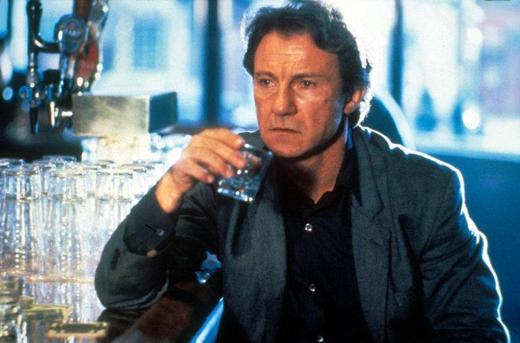 10211255-harvey-keitel-nu-dans-bad-lieutenant[1]