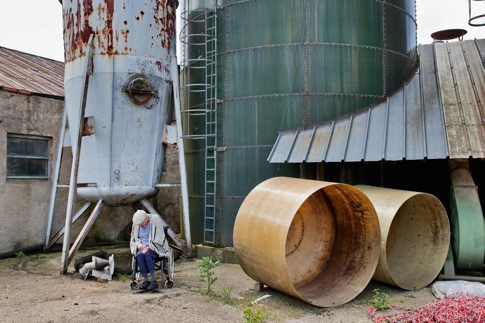 fotografije-usamljenosti-u-centrima-zemalja-evropske-unije-868-1444988712