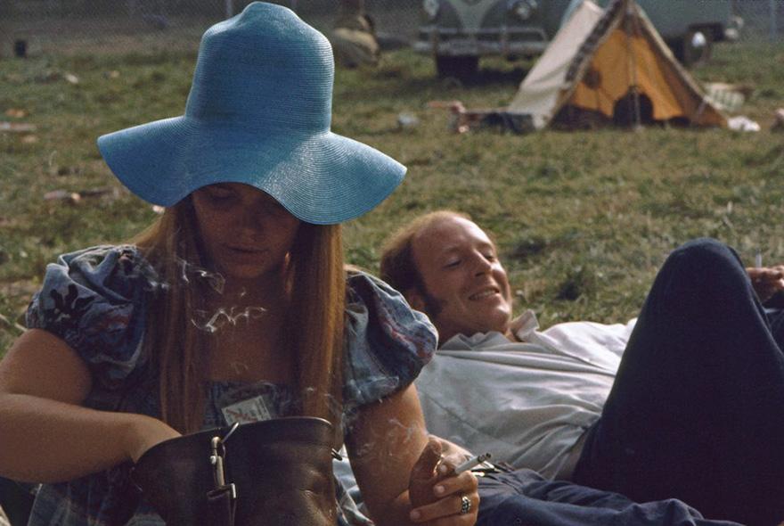 woodstock-women-fashion-1969-522__880