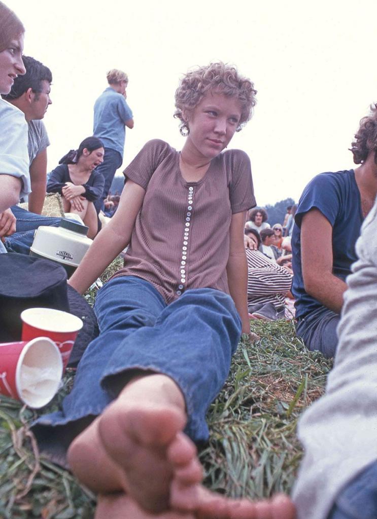 woodstock-women-fashion-1969-75__880