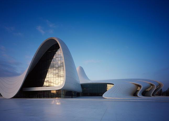 photographs-of-zaha-hadids-heydar-aliyev-centre-by-helene-binet-dezeen_ss_2_1459510438