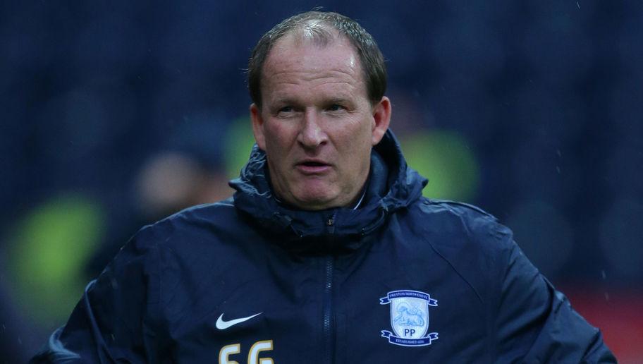 PRESTON, ENGLAND - DECEMBER 12: Preston North End manager Simon Grayson during the Sky Bet Championship match between Preston North End and Reading at Deepdale on December 12, 2015 in Preston, England. (Photo by Dave Thompson/Getty Images)