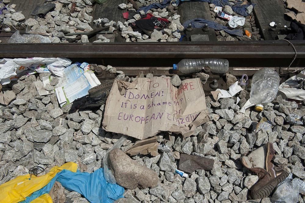 idomeni-refugee-camp-evacuated-photos-876-694-1464353267