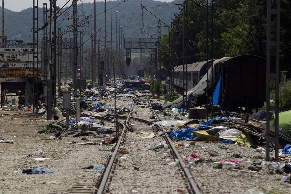 idomeni-refugee-camp-evacuated-photos-876-841-1464353277