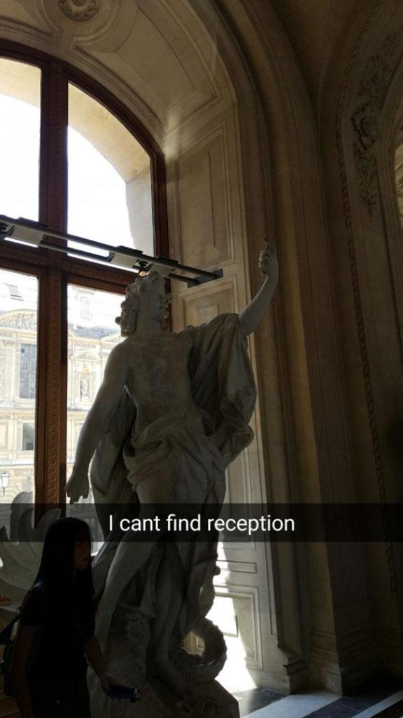 funny-museum-snapchats-4-577cce41e585d__605