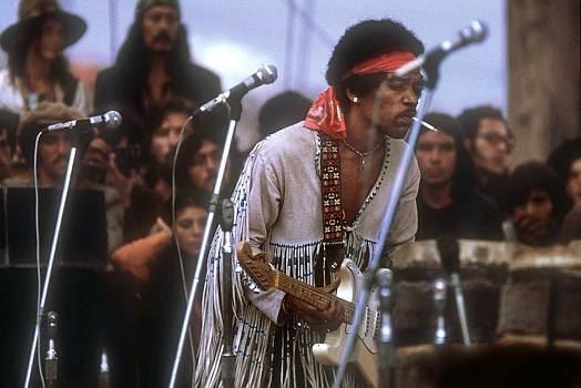 hendrix-live-woodstock1[1]