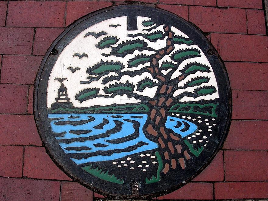 japanese-manhole-covers-16