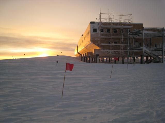 SouthPole092307013a[1]