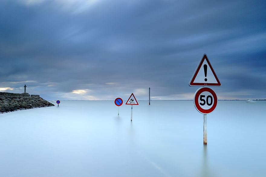 disappearing-road-passage-du-gois-france-9