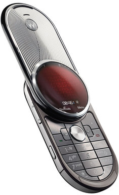 motorola_aura_4.jpg