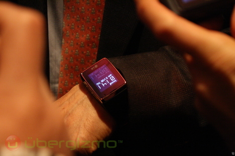 orange-lg-watchphone.jpg