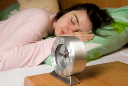 woman-alarm-clock