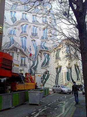 optical-illusion-house-1