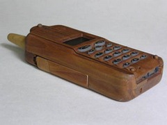 wooden-mobile-phone-1